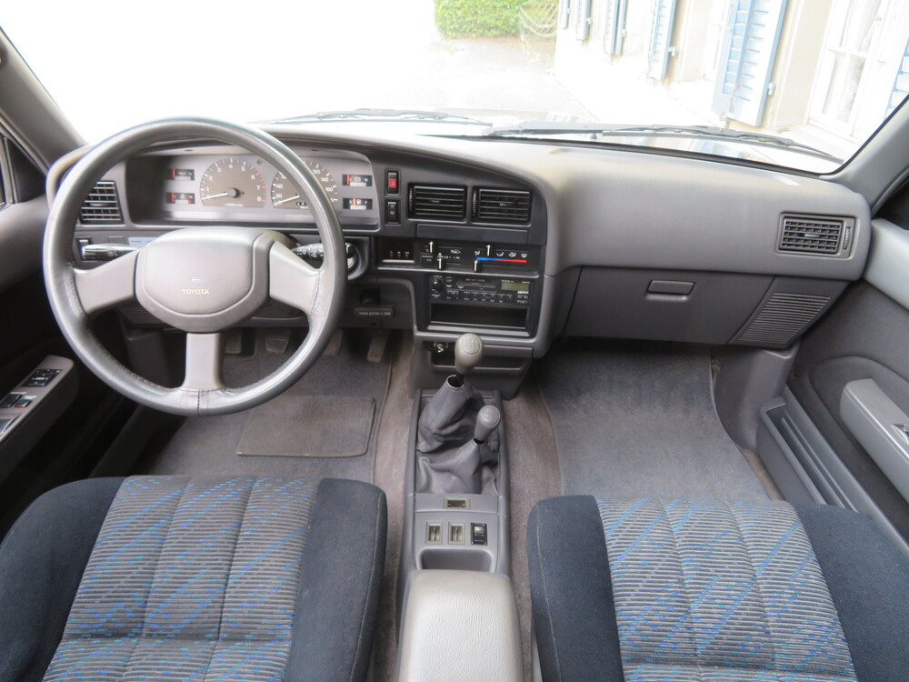 Toyota 4-Runner 3.0 Yukon SUV