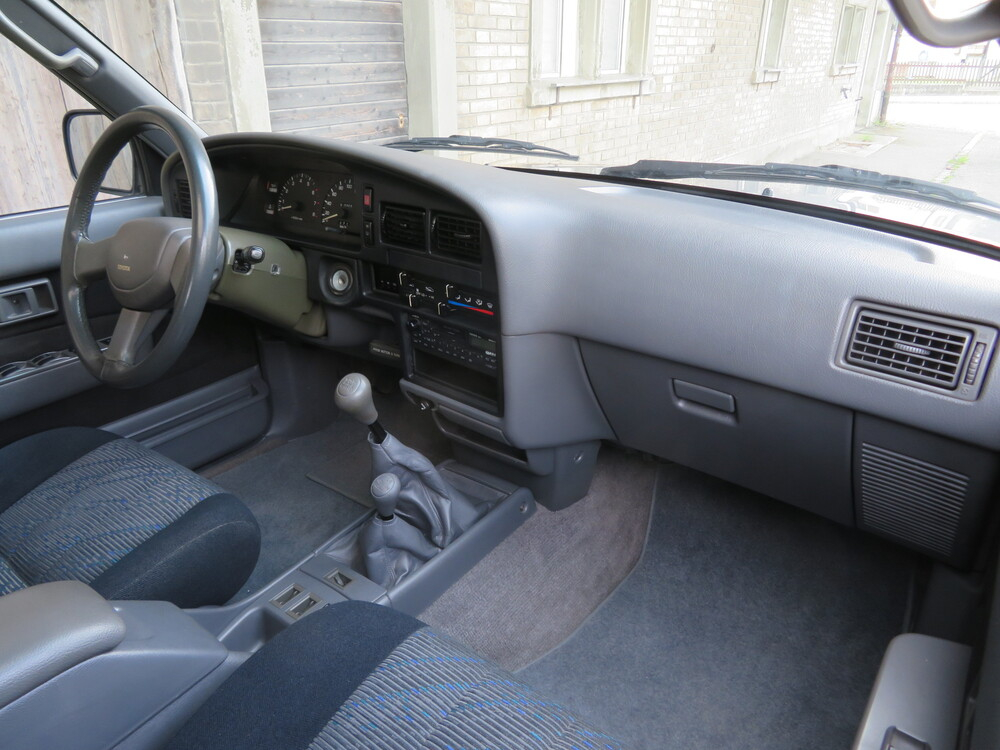 Toyota 4-Runner 3.0 Yukon SUV