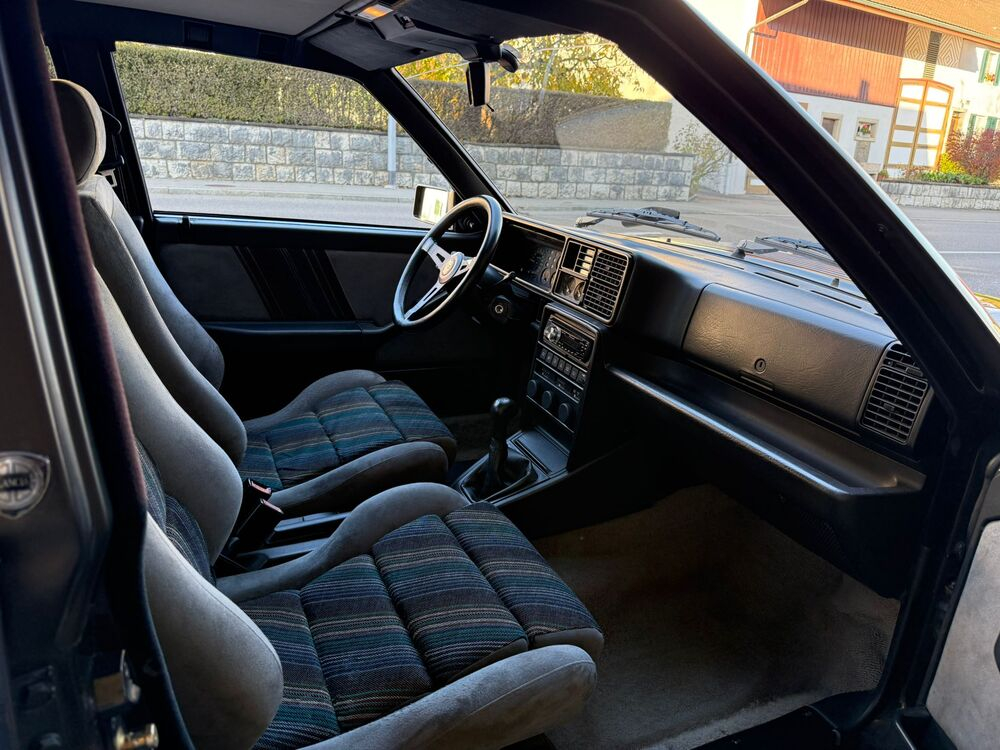 Lancia Delta HF Integrale Limousine