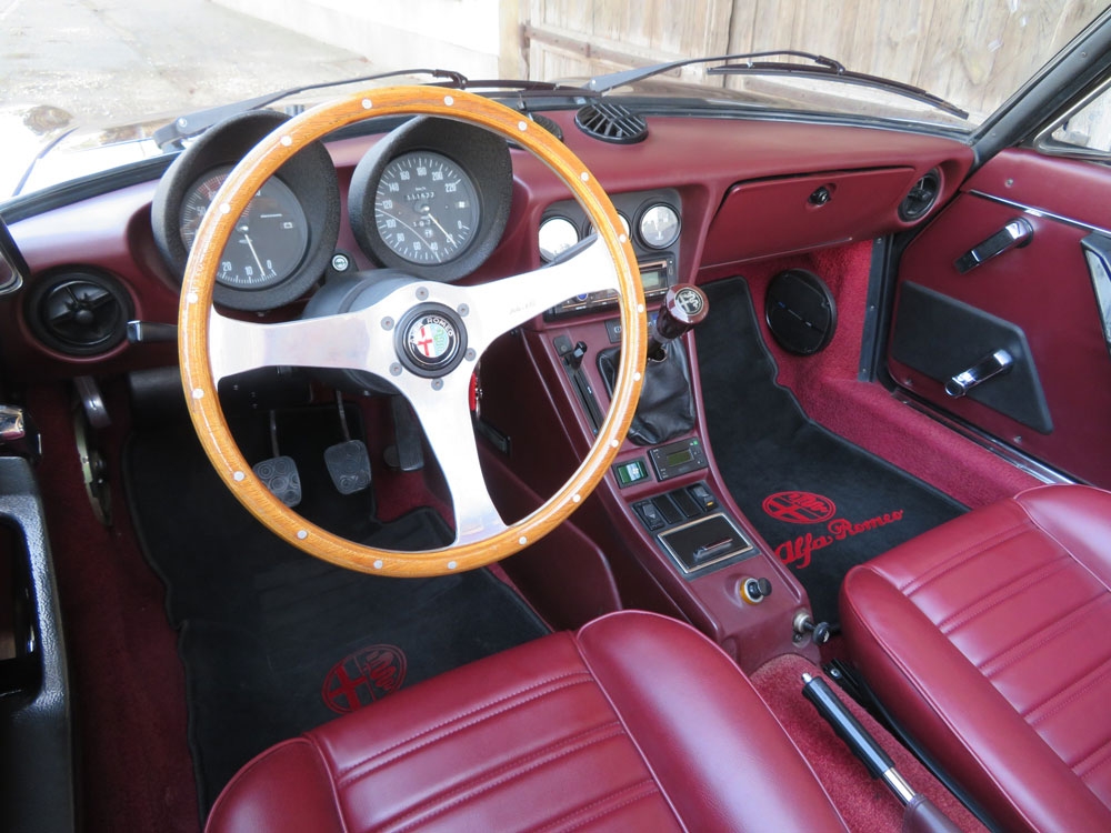Alfa Romeo Spider 2.0 (Veloce) Cabriolet