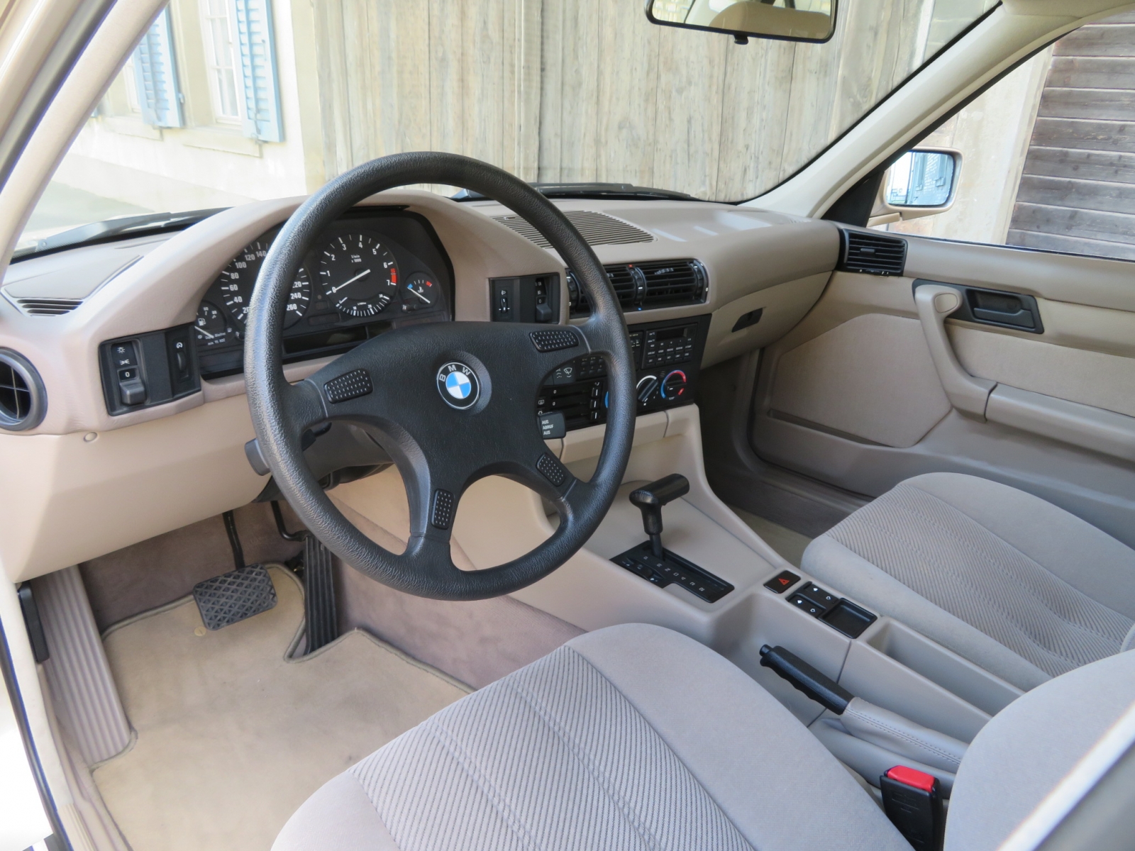 BMW 525i 24V A Limousine