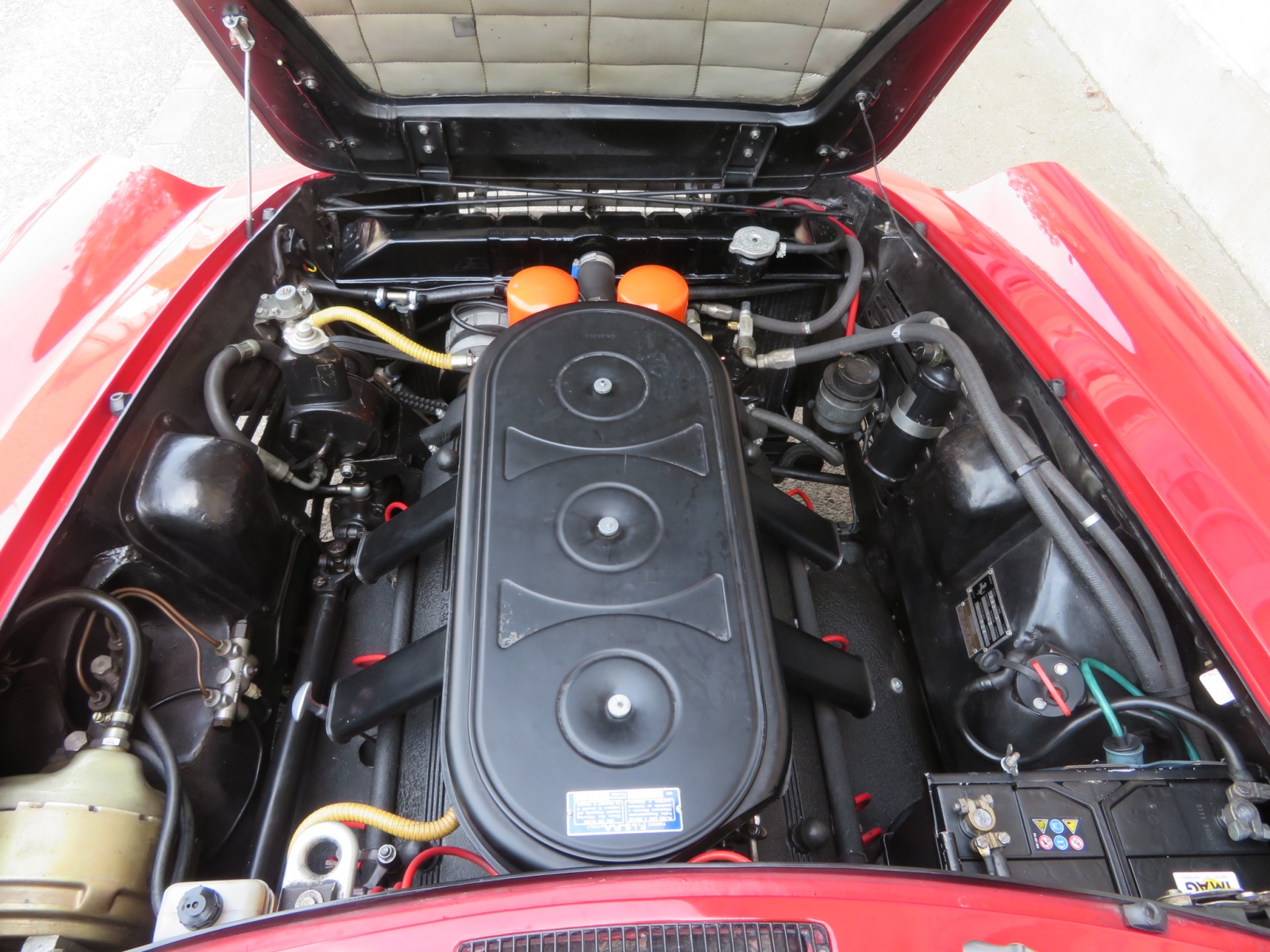 Ferrari 365 GT 2+2 Coupé