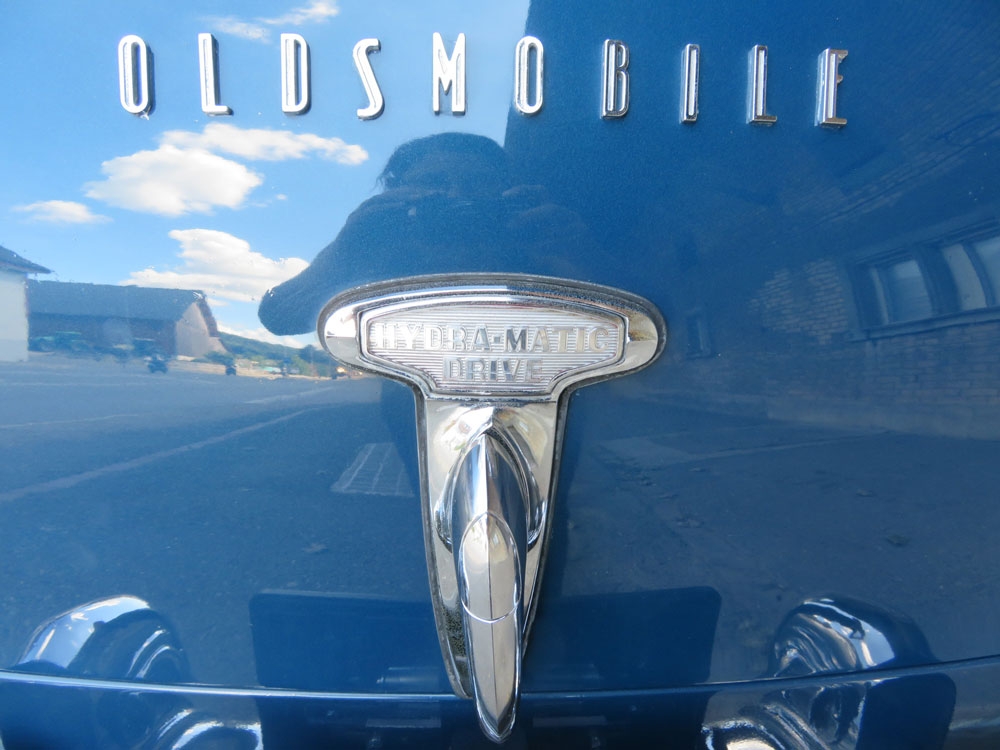 Oldsmobile 98 V8 Futuramic Limousine