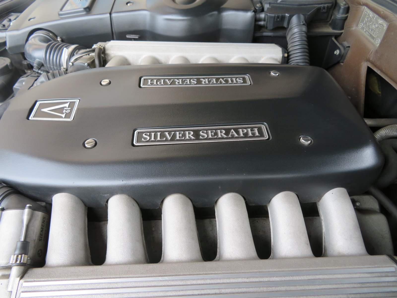 Rolls-Royce Silver Seraph V12 Limousine